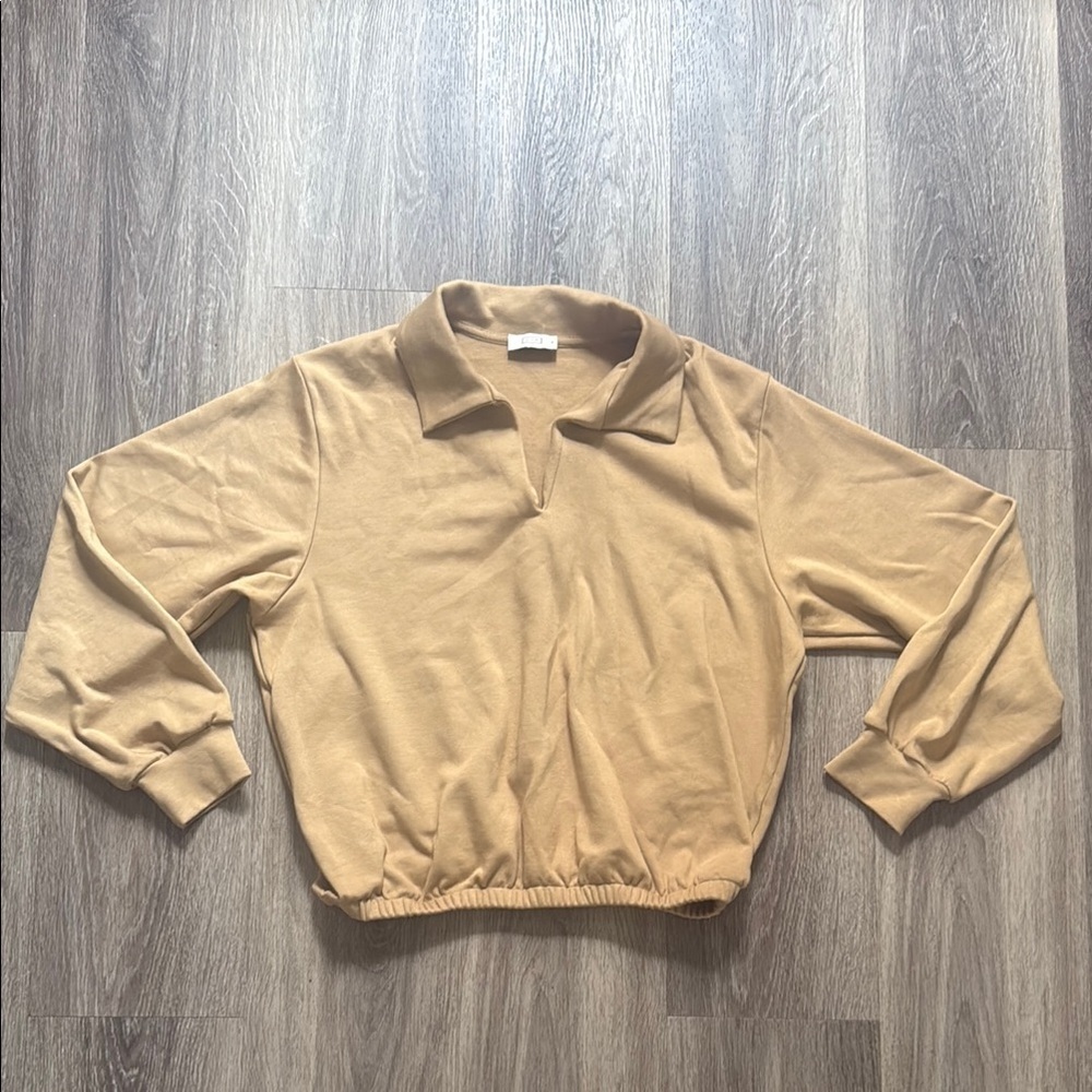AYR Tan Sweater Size Small Casual Collared Boxy Cropped Polo Pullover